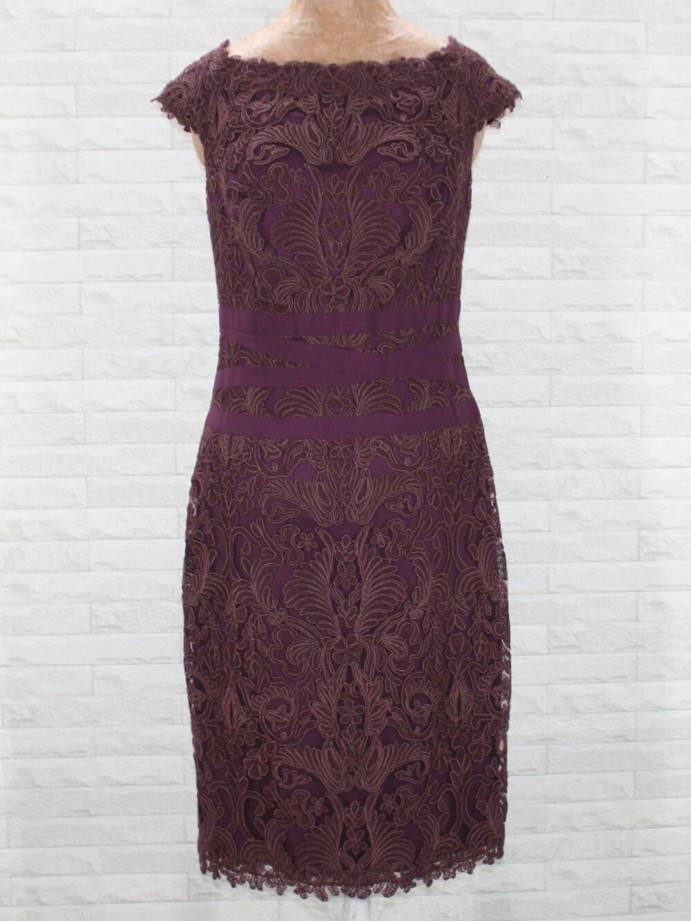 TADASHI SHOJI Dress Lace Embroidered Sheath Cocktail Party Midi Formal Plum 12